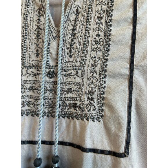 Chico’s Embroidered Peasant Top Tie Tassels 3/4 Bell Sleeve with Beadwork Size 0 - Picture 5 of 8